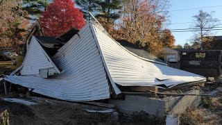 Cat 305.5e2 Garage Demolition Timelapse