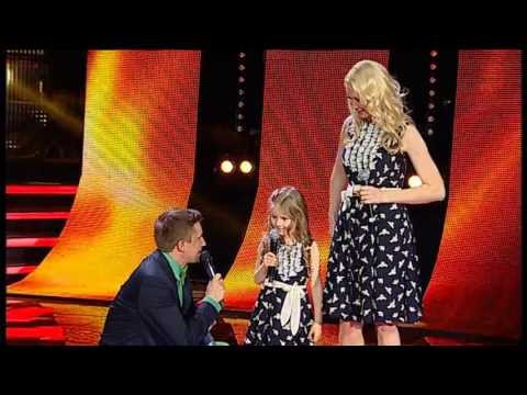 elena - Elenos Zvonkutės debiutas didžiojoje scenoje kartu su savo krikšto mama Natalija. Koncertas skirtas vaikų gynimo dienai, rodytas per LNK.