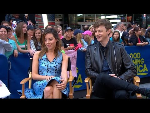 Aubrey Plaza, Dane DeHaan Interview 2014: Actors Star in 'Life After Beth'