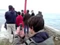 regardez a 5minute squi fé sur la fin de sa vague ....surfeur au spot du port