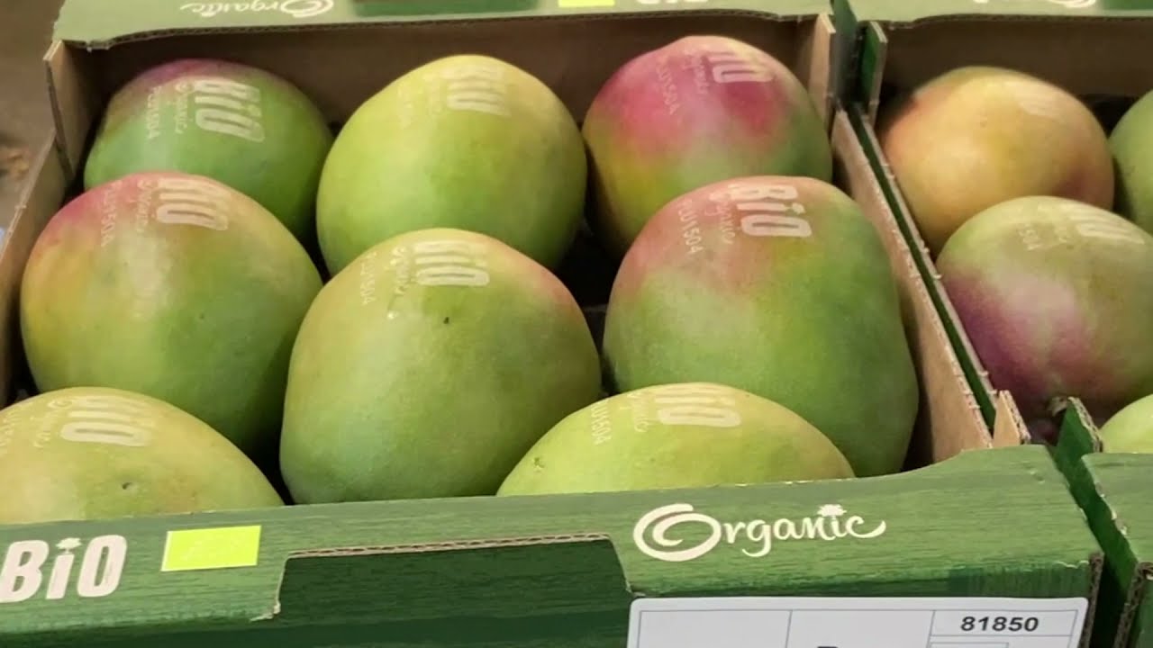 Natural Branding of mangos by EcoMark
