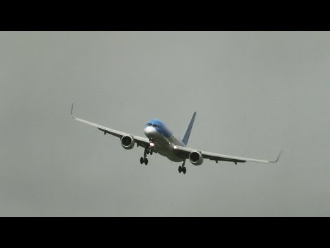 Wind - 15 minutes of non stop crosswind approaches and some bad landings in there too! Put it on fullscreen and HD, then sit bit and enjoy the compilation. Aircraft...