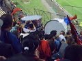 DIM 2 - 0 Santa Fe (2) llegada tambores y chifla para hincha
