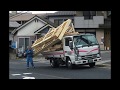 小型トラックの荷崩れ 2019年4月9日