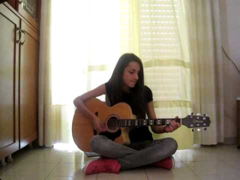 
                
                    Just a kiss - Vasiliki Mouriki | Κάνετε κλικ προκειμένου να δείτε το σχετικό βίντεο
                
            