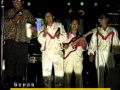 GRUPO MARKAHUASI DE JORGE LOZANO canta 