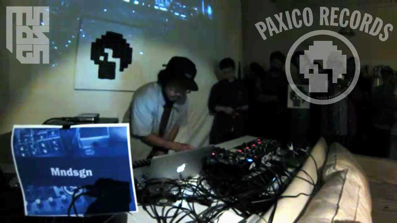 Mndsgn - Live @ Paxico Powwaw 2013