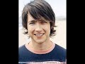 Justin Chatwin Is Too Hot 2
