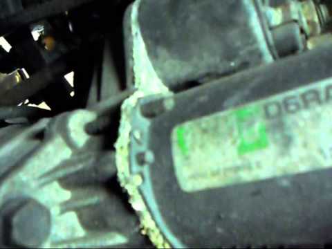 How to change the starter in a Saturn S series.