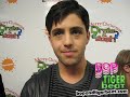 Josh Peck Spills His New Years Resolution! (Tiger Beat & BOP) Josh Peck Spills His New Years Resolution! (Tiger Beat & BOP)