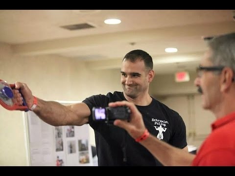 how to perform grip strength test