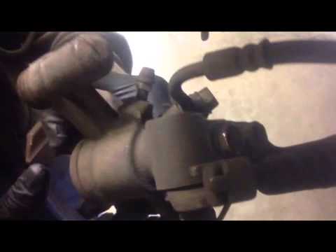how to bleed mx5 brakes