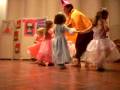 videos de Martina actuando de princesa