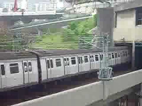 往油麻地之觀塘線列車 (M-Train)