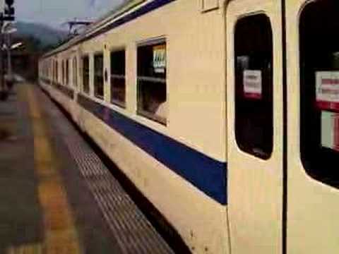 717系南延岡行き　佐志生発車