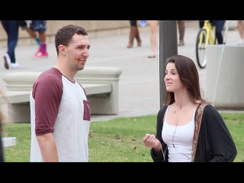 Picking Up Girls with Food on My Face