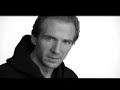 campanha do comit� brit�nico para o unicef sobre a campanha unidos com as crian�as e os adolescentes - unidos vamos vencer a aids!
v�deo divulgado no brasil durante o show do embaixador robbie williams, em 18/10/2006, no rio de janeiro.

todos os anos, milh�es de crian�as perdem seus pais, perdem a vida, perdem seus direitos � educa��o por causa da aids. o unicef e parceiros do mundo inteiro se unem com crian�as e adolescentes para vencer a epidemia. 

com a participa��o dos embaixadores do unicef david beckham, robbie williams, claudia schiffer, sir roger moore, ralph fiennes, ewan mcgregor e outros.

todos os direitos reservados ao unicef.