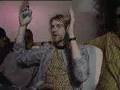 Nirvana - Kurt cobain talking about stage diving
