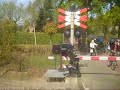 Slakkentempo van deze trein door een overwegstoring Slakkentempo van deze trein door een overwegstoring