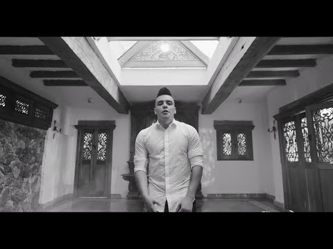 Maluma más sexy que nunca presenta el videoclip de 'Tus Besos' junto a  'El Indio'