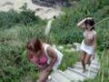 videos de Iza e Mica praia do Buraco!!