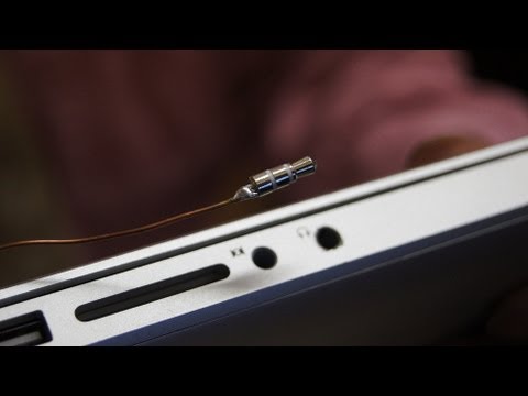 how to remove broken headphone jack from laptop