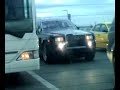 un mare om de afaceri tzigan(greu de super-greu-vreo proba de manelar) cu o bstie de rolls in baneasa...halal...