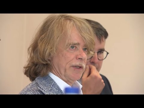 Helge Schneider: Deutschlands exzentrisches Multitale ...