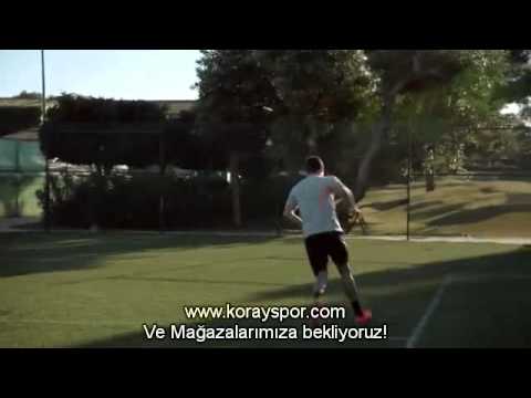 Cristiano - Nike Mercurial Vapor VIII-Cristiano Ronaldo vs Rafa Nadal nike ürün çeşitleri için internet adresimizden yada mağazalarımızı ziyaret edebilirsiniz http://www...