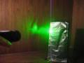 videos de 400mW Green Laser Pointer - Cut Trash Bag - Skylasers.net