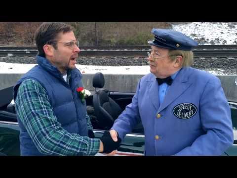 pittsburgh - Dad got to meet Mr. McFeely from Mr. Rogers Neighborhood at the Pittsburgh Thanksgiving parade! Like Pittsburgh Dad on Facebook: http://www.facebook.com/pitt...
