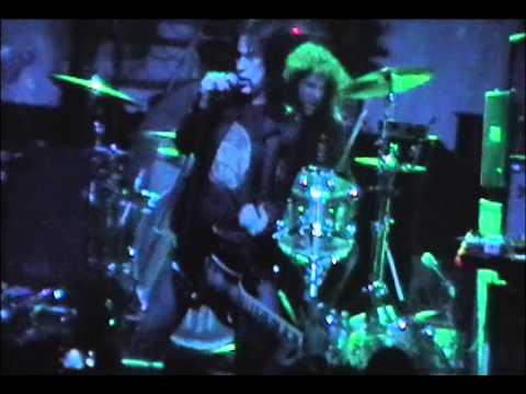 Monster Magnet - Monster Magnet Saturday, November 23rd, 2013 Rickshaw Theatre 254 East Hastings Street Vancouver British Columbia Canada First 26 minutes of the show intro -...