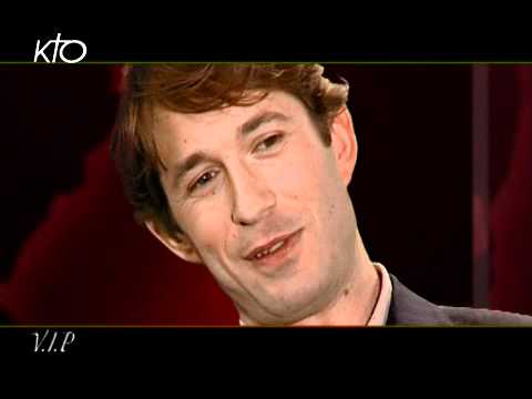 Gregori Derangère - En 2001, il avait la gueule cassée dans « La chambre des officiers » de Francois Dupeyron. En 2004, il décroche le César du Meilleur espoir masculin pour le ...