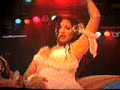 janet barboza baila en la movida