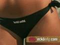 videos de Smoking Hot Britney Strips Down To A Bikini At Work Ecko MFG