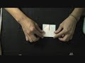 tutorial teaching how to make a origami heart with wings. para mais videos de origami, visite nosso site www.oritube.com.br See more origamis and handmade gifts at www.giftsbeauty.com