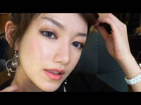 Tags: summer makeup coral makeup beach look everyday makeup simple makeup 