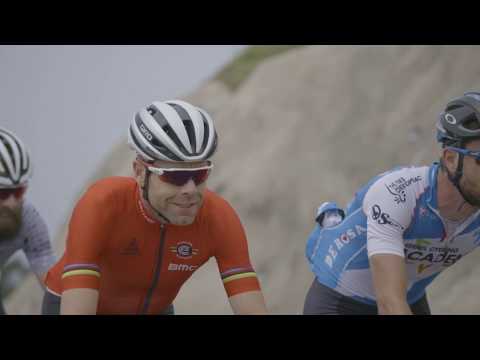 Cycling royalty Cadel Evans discovers Hong Kong's Great Outdoors