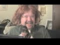 Weird Guy Singing to Songs on Justin.tv! --Very funny--