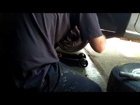 rear struts, buick  01        #1