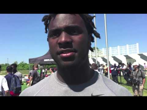 Watch: LSU WR Target Devonta Jason Made A Ridiculous One-Handed Catch At Camp