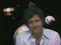Joe Dassin chante 'Ca Va Pas Changer Le Monde'