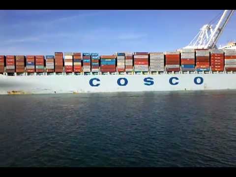 Container Ship Cosco Guangzhou, Hanjin Line, Dusseldorf Express, Port of Oakland Alameda Estuary