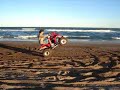 rama haciendo wheelie con el cuatri rama haciendo wheelie con el cuatri