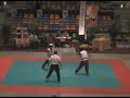 Beau combat contre un adversaire assez chelou ^^