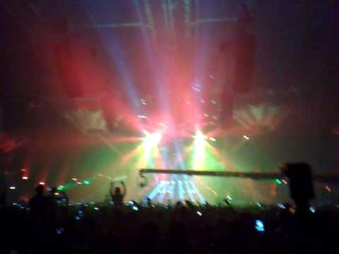 Qlimax 2009 - D-Block  S-Te-Fan - Intro + Hymne - HQ
