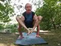 videos de Yoga With George Bhujapidasana