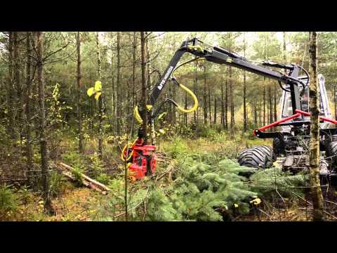Final Test of Malwa 460 Kombi Harvester Before Delivery