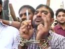 Protest against PEMRA ORDINANCE regarding unnessory restriction on electroninc media specially on GEO News at Karachi Press Club on 20th Nov. 2007.....