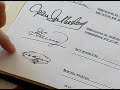 Learn the Basics of Handwriting Analysis : Understand the Analysis of Famous Signatures